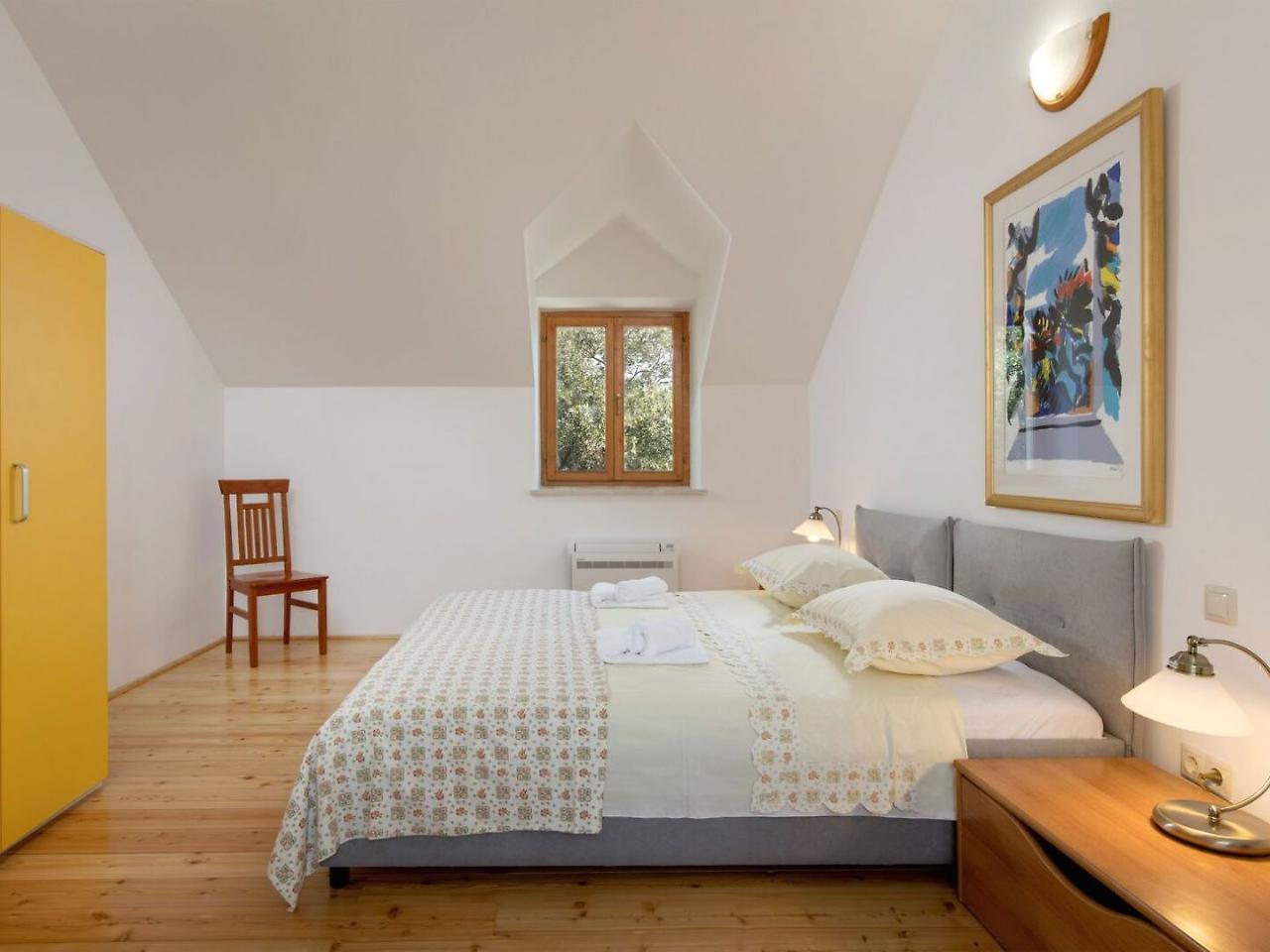 Villa Dubrava Tranquil Retreat Nestled In An Olive Grove For Serene Escapes Pucisca Exterior photo